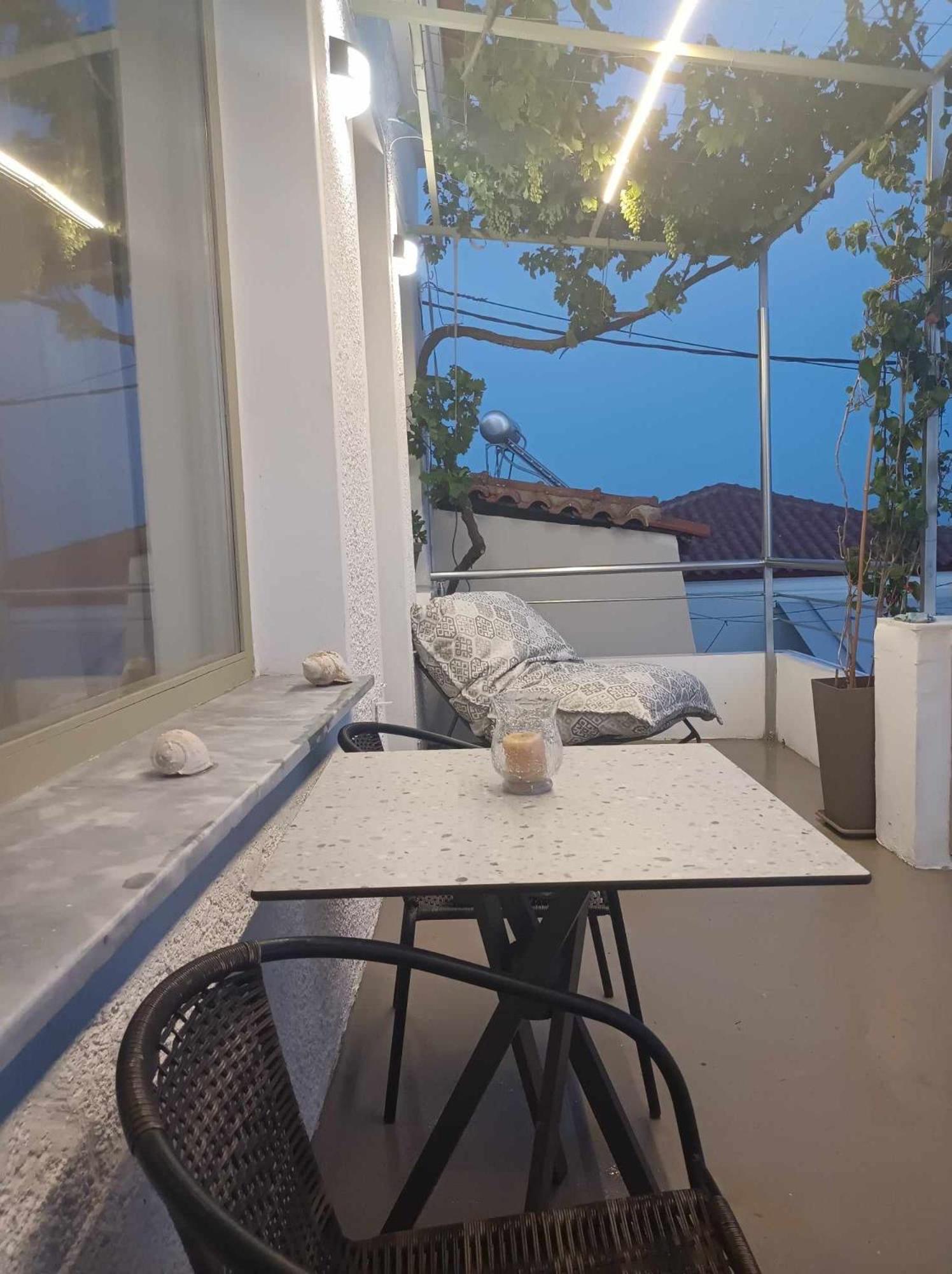 Michalelis Loft & Cave Apartment Plomari Екстериор снимка